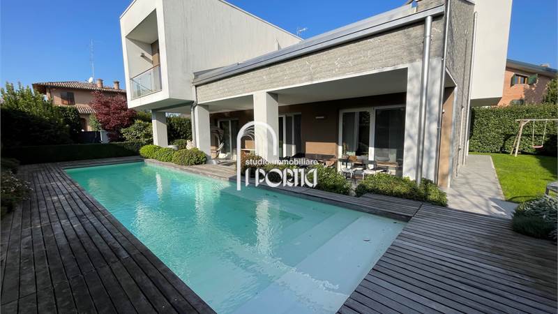 San Damaso Villa indipendente con piscina