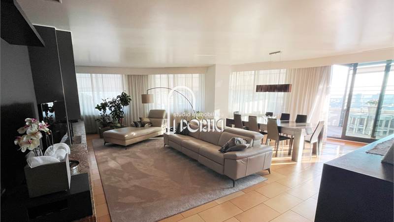 ATTICO PANORAMICO UNICO AL PIANO